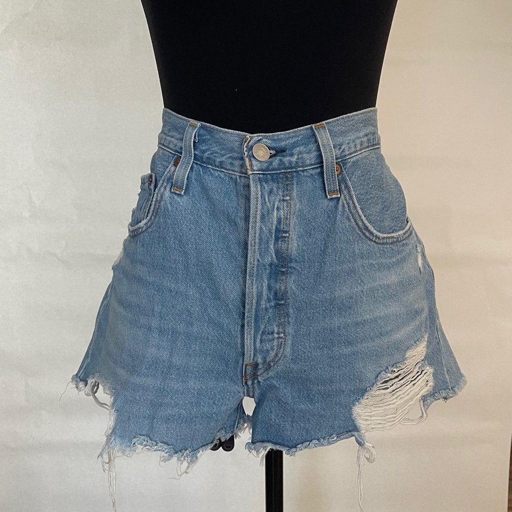 Levi 501 Jean Shorts